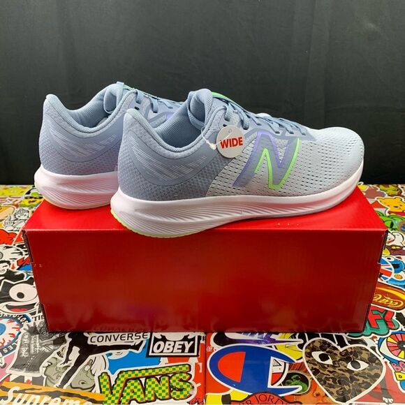 WIDE New Balance DRFT V2 Runners Women's Various Sizes - Picture 2 of 14